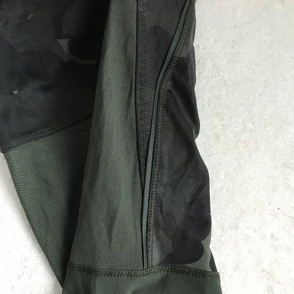 LULULEMON TRAINING TOUGH LEGGING PANT GREEN CAMO WOMENS 10 - Picture 14 of 15
